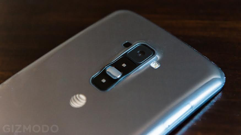 Illustration for article titled LG G Flex, análisis: más allá de la curva